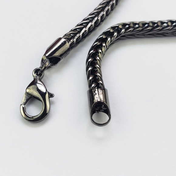 King Ice, "Queen" Designer Streetwear Pendent Black Onyx Round Chain, 20" Long - Picture 12 of 15